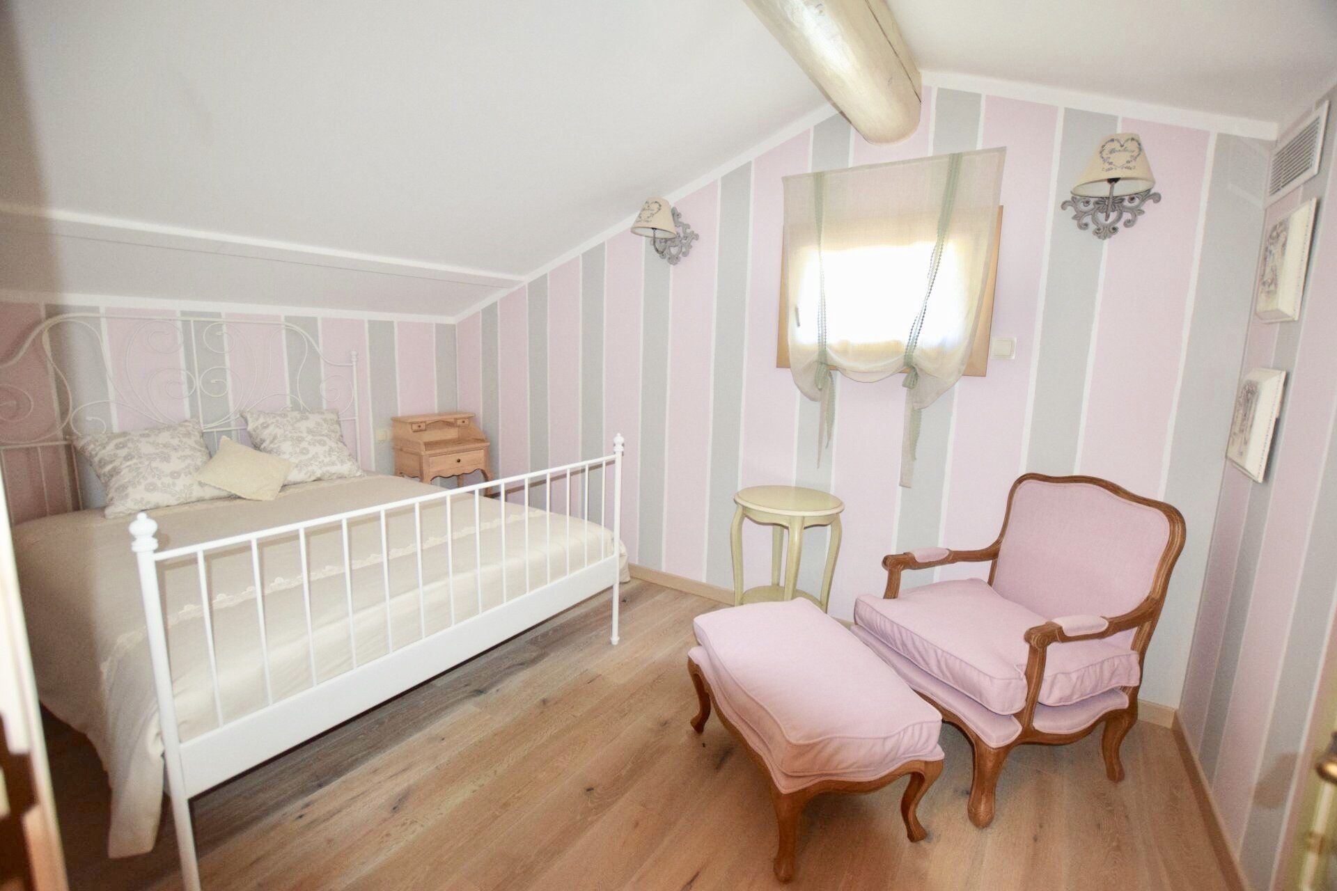 Luxury Villa, surrounded with lush garden , and all amenities