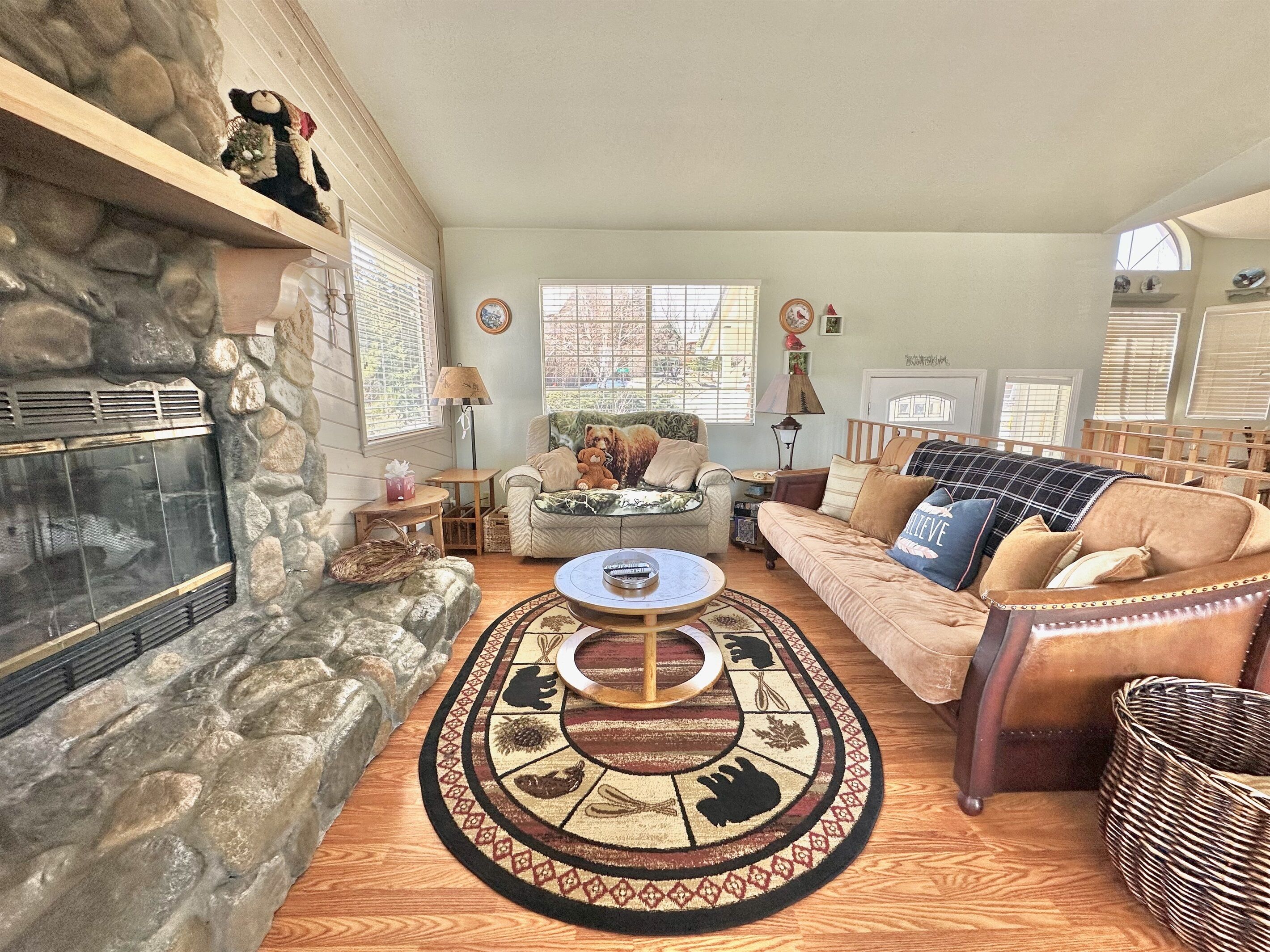 Bella Luna Lodge mountain escape