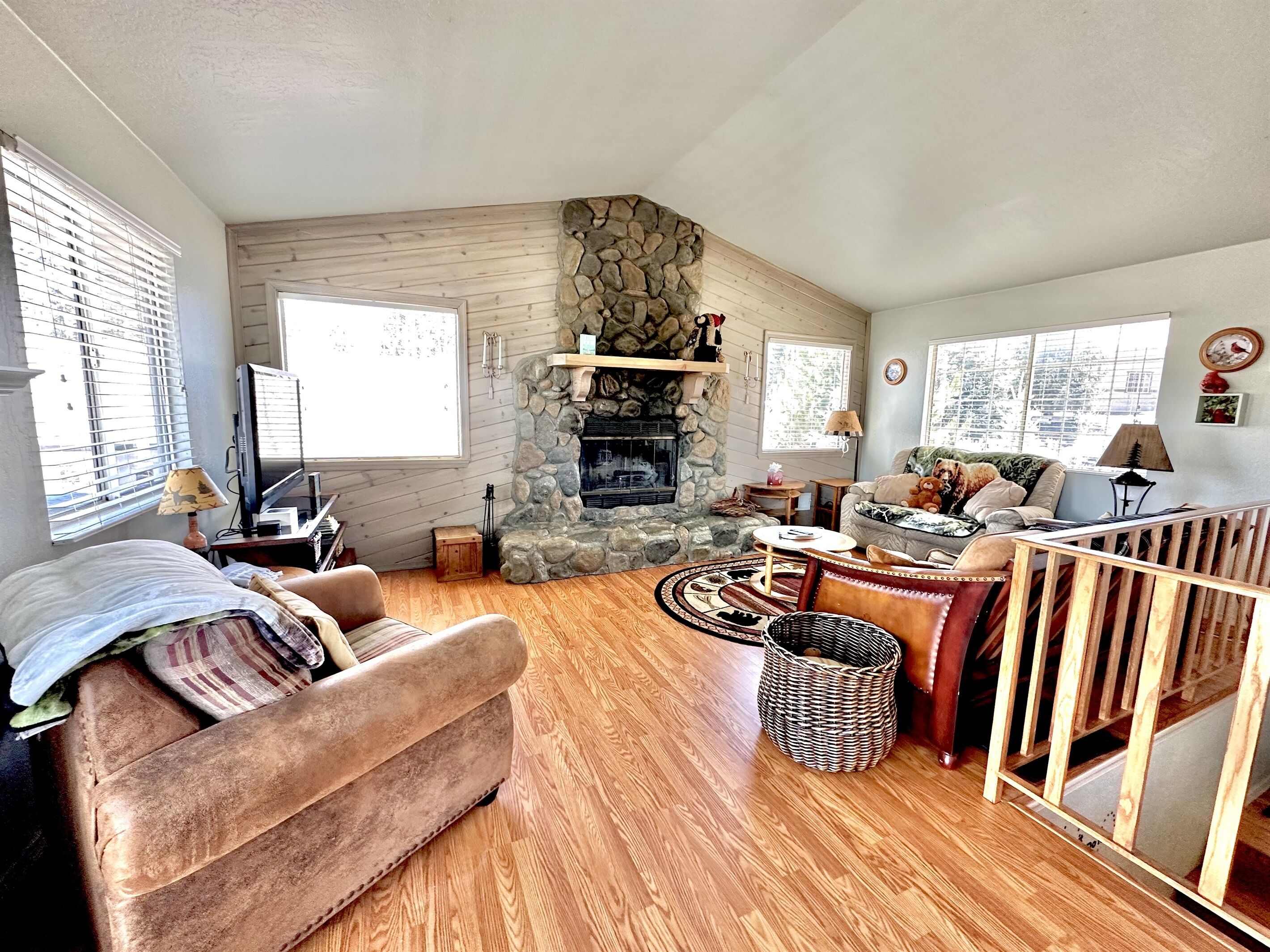 Bella Luna Lodge mountain escape