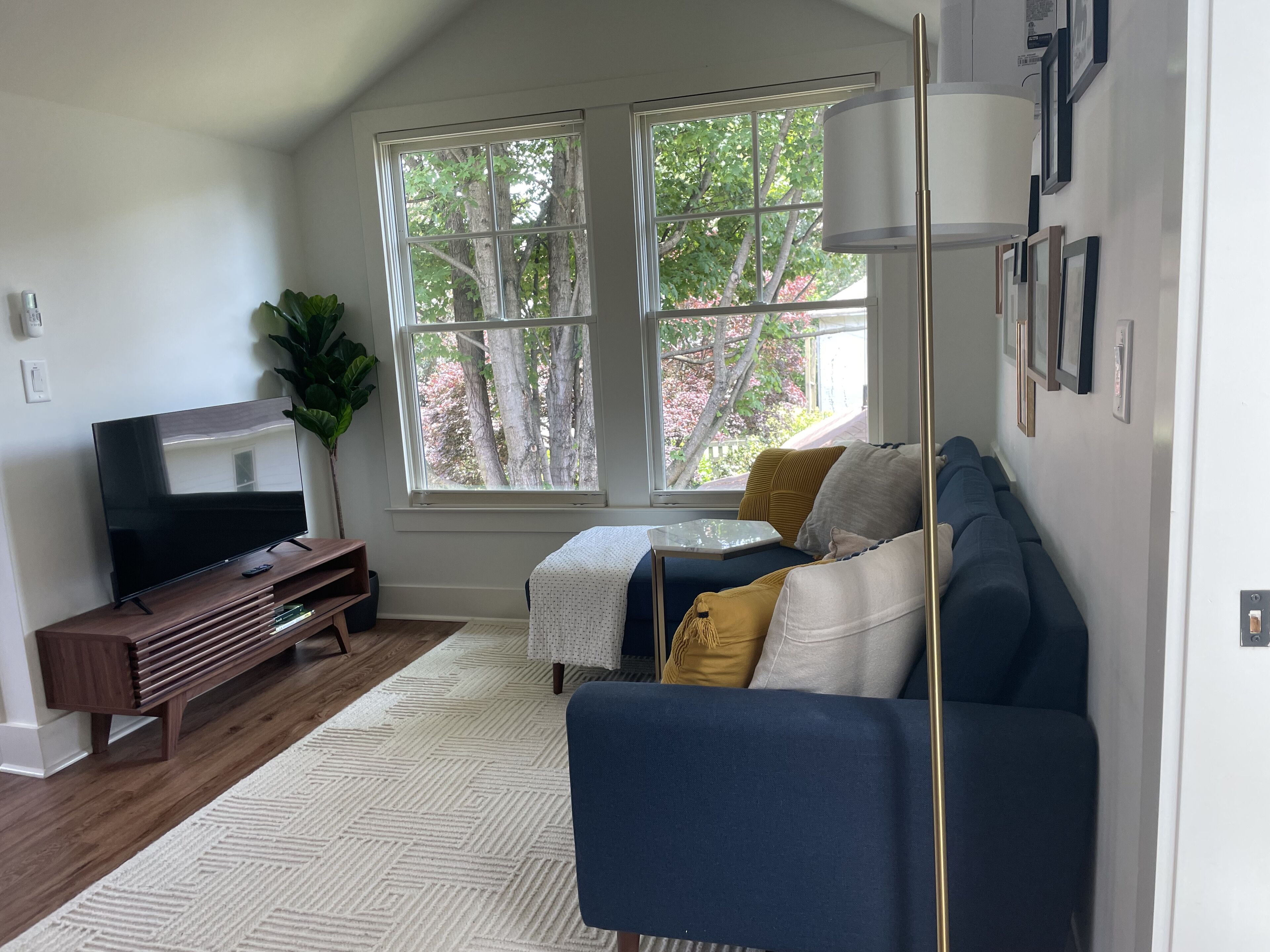 Charming carriage house in heart of historic Atlanta