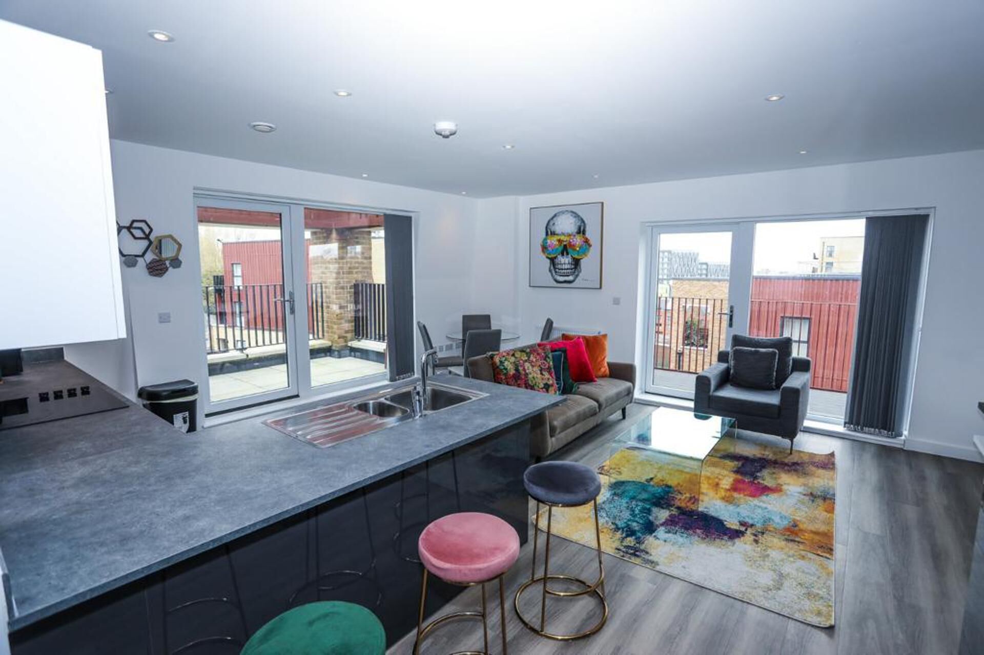 Apartment, 2 Queen Beds | Private kitchen | Fridge, microwave, oven, stovetop