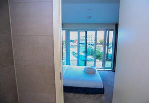 Apartment, 2 Queen Beds | 2 bedrooms, free WiFi, bed sheets - Stunning 2-bed Apartment in London (London)