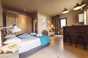 4 quartos, cofres nos quartos, Wi-Fi, roupa de cama