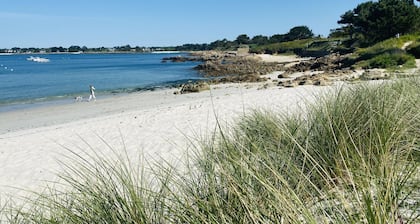 -CALI-JOLIE MAISON A 600 M DES PLAGES ET DU CENTRE