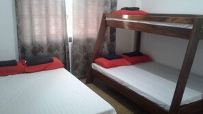 3 室のベッドルーム、WiFi、ベッドシーツ
