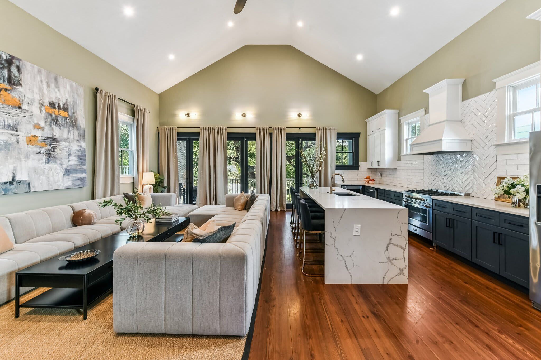 Télévision, espaces bureaux