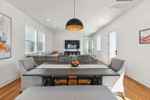 Imagen sin descripción, 5 de 34, botón