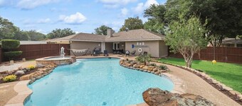 Relaxing Texas Retreat, 4BR w Pool & Dream Kitchen