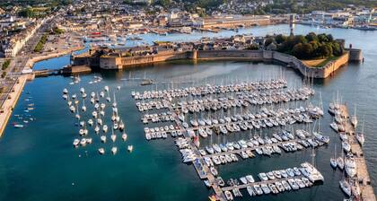 -LITTO- CONCARNEAU AVEC TERRASSE PROCHE COMMERCES