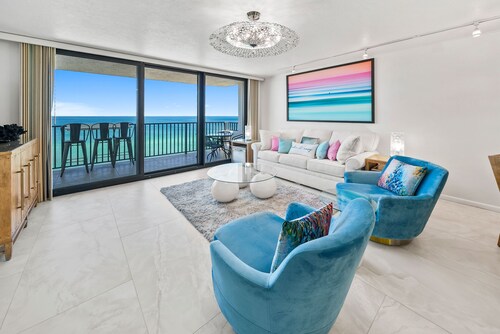 Plush Gulf Front Condo with Amazing Views and Resort Amenities