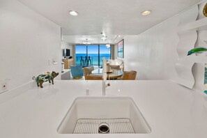 Interior - Plush Gulf Front Condo with Amazing Views and Resort Amenities (Santa Rosa Beach)