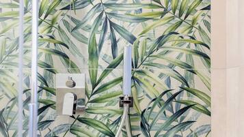 Ilmainen päivittäinen mannermainen aamiainen