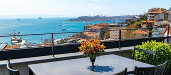 Ando Living Taksim House