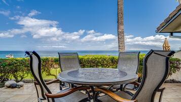 Condo, 2 Bedrooms | Outdoor dining