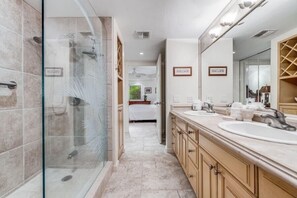 Condo, 2 Bedrooms | Bathroom