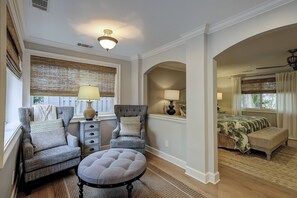 4 Schlafzimmer, Bügeleisen/Bügelbrett, kostenloses WLAN, Bettwäsche