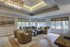 Smart-TV, Tischtennisplatte