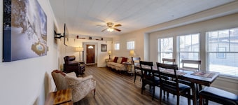 The Coffeen Vintage Cozy Getaway