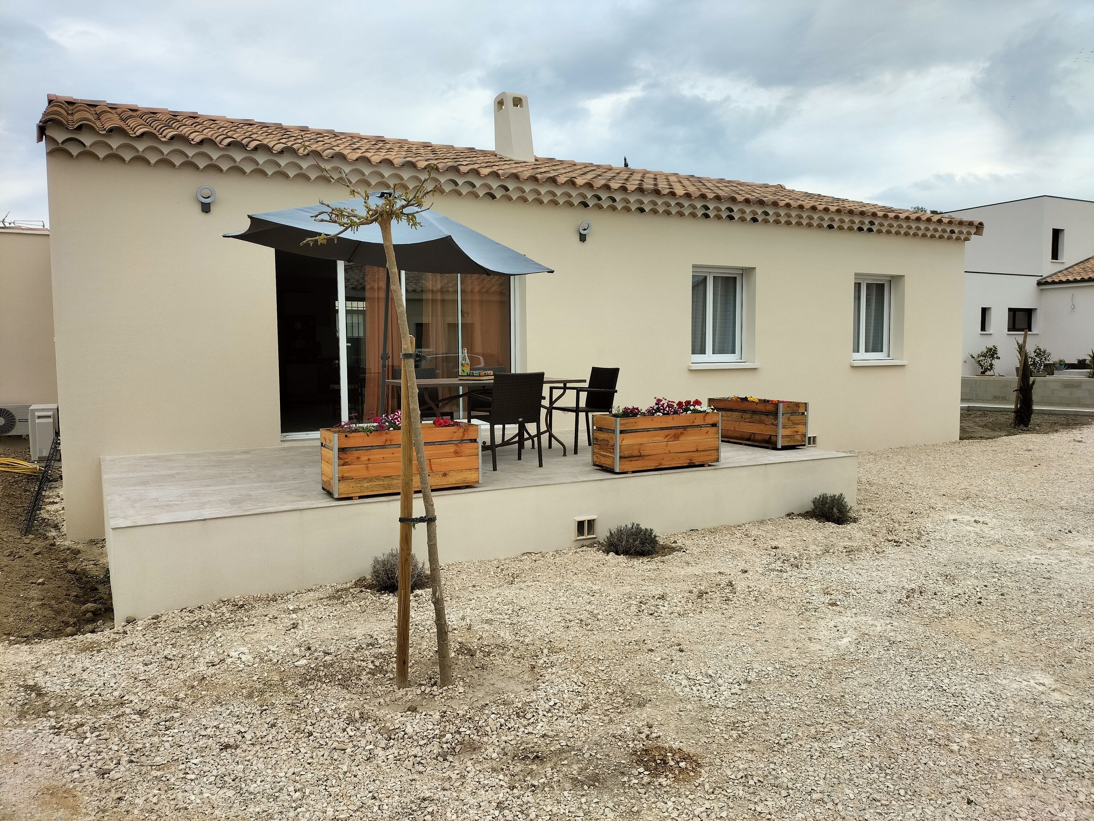 VILLA of 100 m2 new (2023) in a small Provençal village