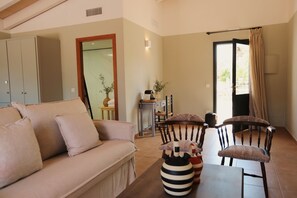 Flat-screen TV - Hotel Llucatx Menorca (Mercadal)