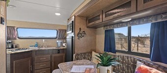 JT Village Campground - Lil Miss Daisy