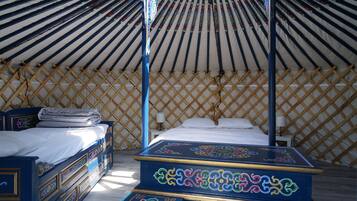 Traditional Tent, 1 Bedroom, Refrigerator & Microwave | Individually decorated, individually furnished, free WiFi, bed sheets
