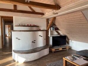Interior - Sonniges Apartment am Alten Binauer Schloss -malerischer Ausblick auf den Neckar (Binau)