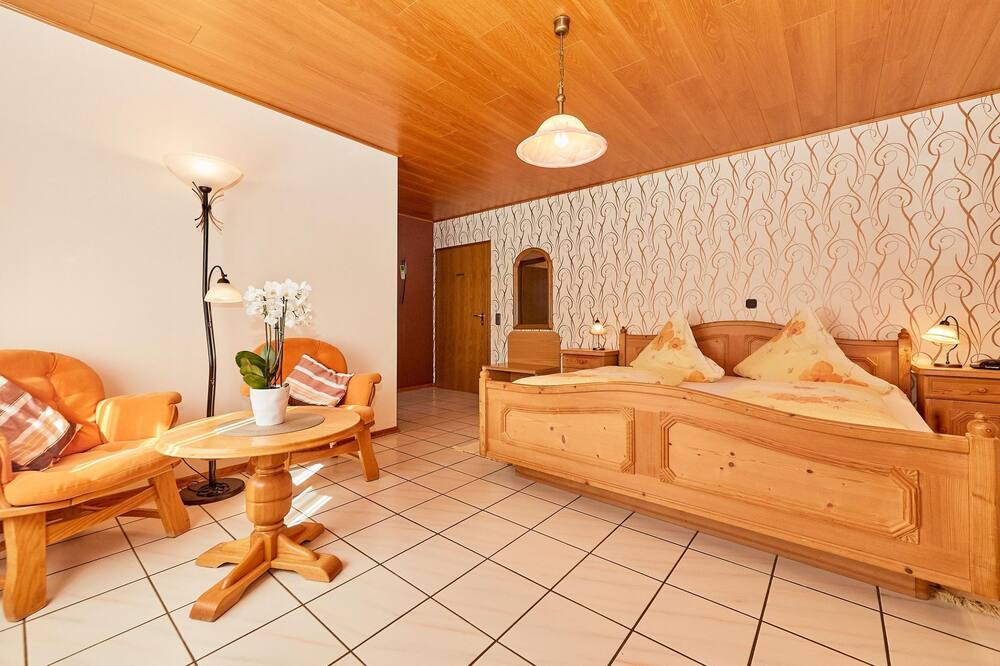 Doppelzimmer 2 - Gäste- und Weinhaus Haus Schatzgarten
