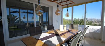 Holidayhome adjacent to nature reserves