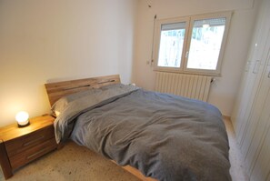 2 chambres, fer et planche à repasser, Wi-Fi