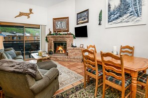 Interior - Lovely 2 bedroom condominium on the free bus shuttle. Pool open in the summer!! (Vail)