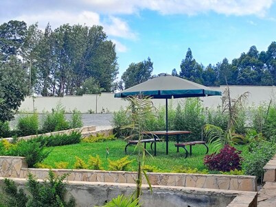 Rumwe花園度假村有限公司