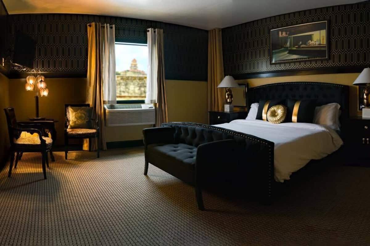 1 habitación y caja de seguridad en la habitación