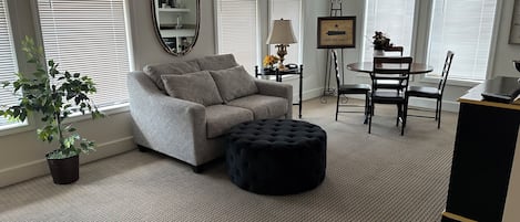 Suite Deluxe | 1 chambre, coffre-fort, fer et planche Ă repasser