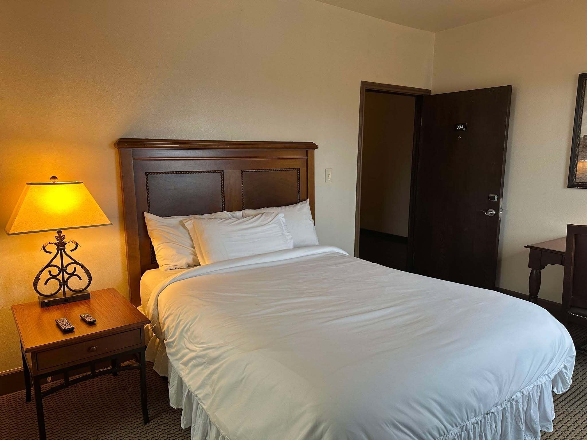 Standard Single Room | In-room safe, iron/ironing board, free WiFi