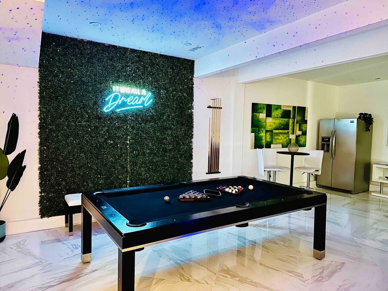 Miami Escape w/ Pool & Hot Tub