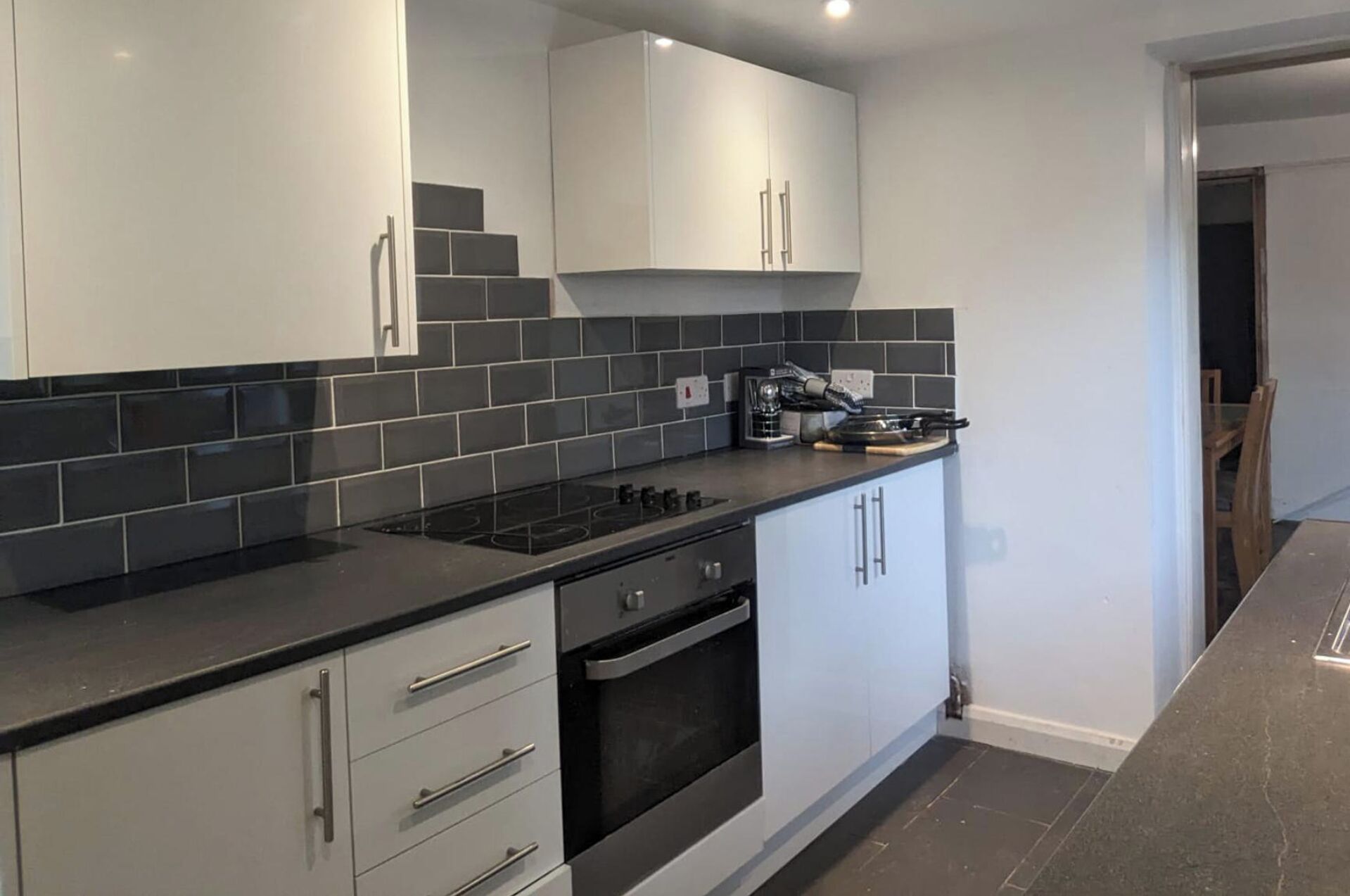 Tủ lạnh, lò vi sóng, lò nướng, bếp nấu 