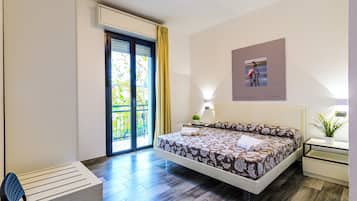 Double or Twin Room | In-room safe, desk, laptop workspace, free cribs/infant beds