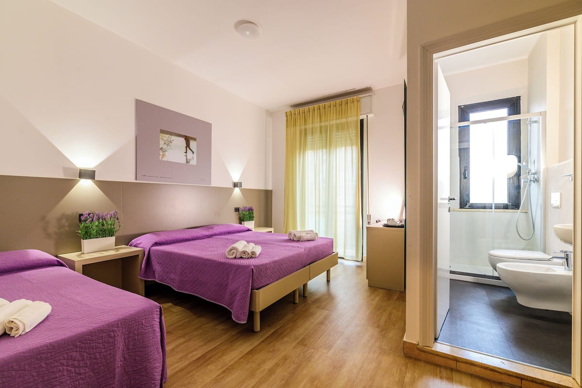 In-room safe, desk, laptop workspace, free cots/infant beds