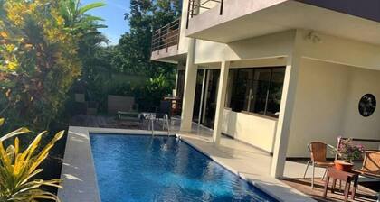 Modern Beach House With Private Pool & Fiber Optic