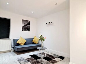 Living area - Deluxe 2 Bed Apartment in Uxbridge (Uxbridge)