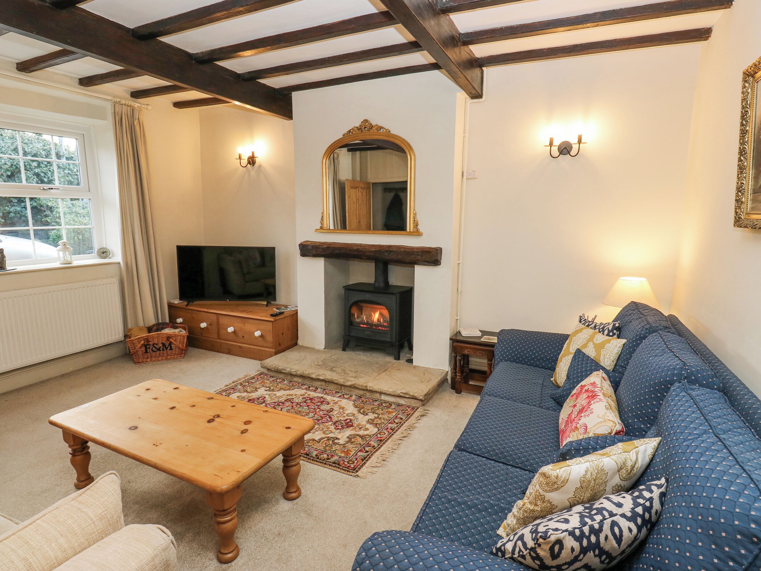 Cottage | Living area