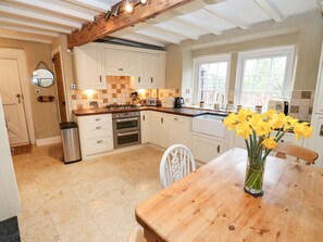 Dining - Cherry Tree Cottage (Bingley)