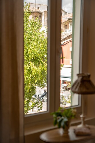 Stilvolle Wohnung im historischen Stadtkern von L'Isle-sur-la-Sorgue