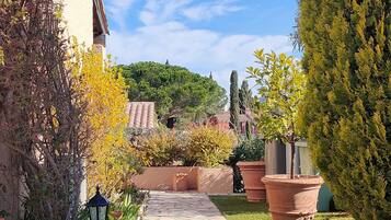 Enceinte de lâhĂ©bergement