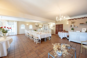 Dining - La Maison du Rouge Gorge - Maison climatisée avec piscine (Pontevès)