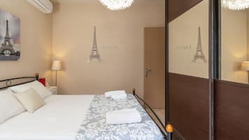 2 bedrooms, iron/ironing board, free WiFi, bed sheets