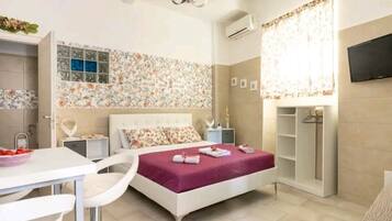 1 chambre, fer et planche Ă repasser, Wi-Fi gratuit, draps fournis