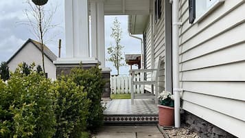 Talo, useita sänkyjä | Ulkopuoli