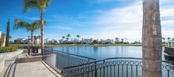 Villa with private pool and jacuzzi - EN10LT